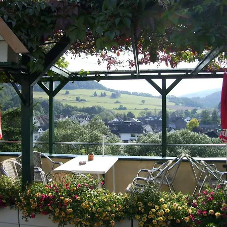 Garni-hotel-schaefer Schuld