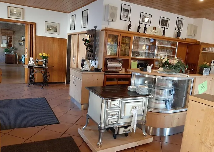 Garni-hotel-schaefer מלון Schuld