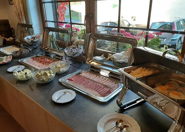 Garni-hotel-schaefer מלון Schuld