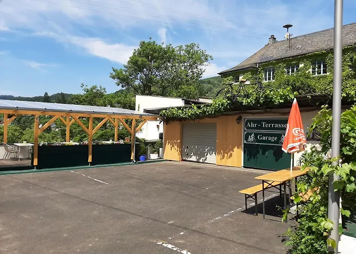 Garni-hotel-schaefer מלון Schuld