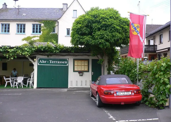 Garni-hotel-schaefer מלון *